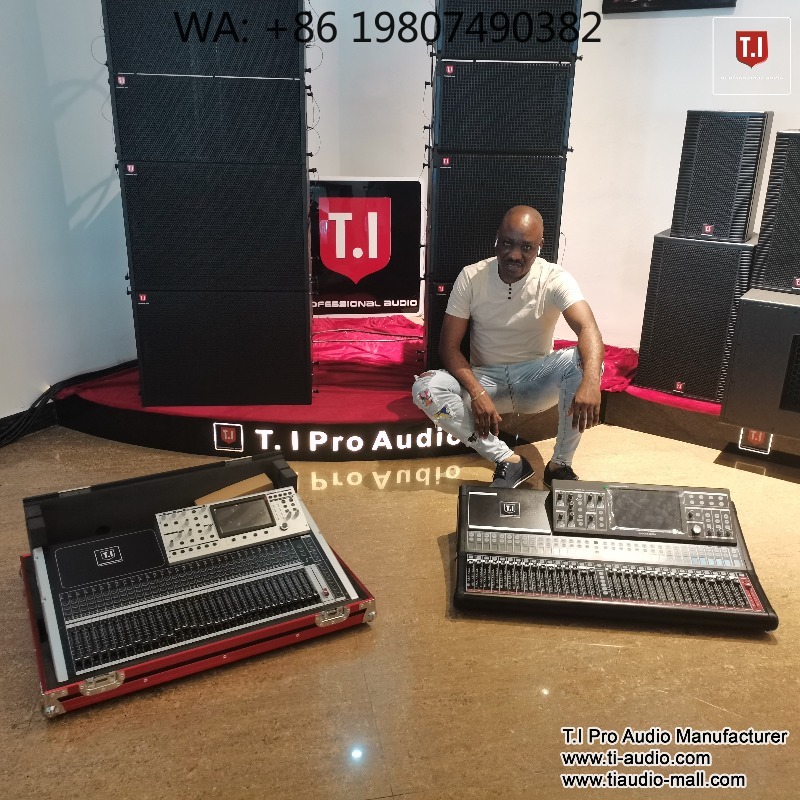 Console Mixer Digitale a 32 Ca - Audio Music Mixer recensione e prezzo