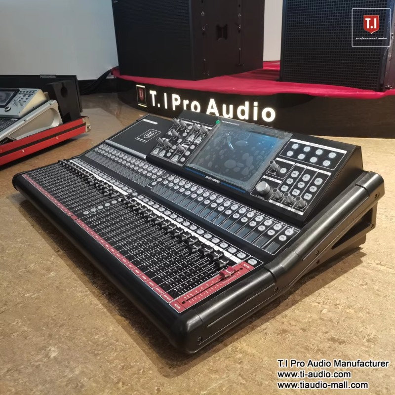 Console Mixer Digitale a 32 Ca - Audio Music Mixer recensione e prezzo
