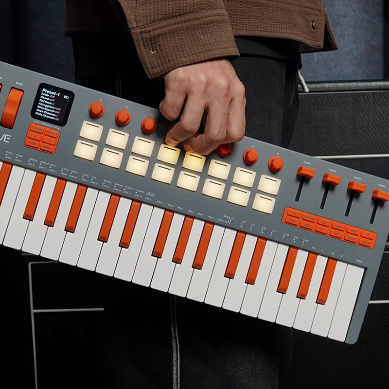 Tastiera MIDI a 37 tasti Contr - Midi Controller Pad recensione e prezzo